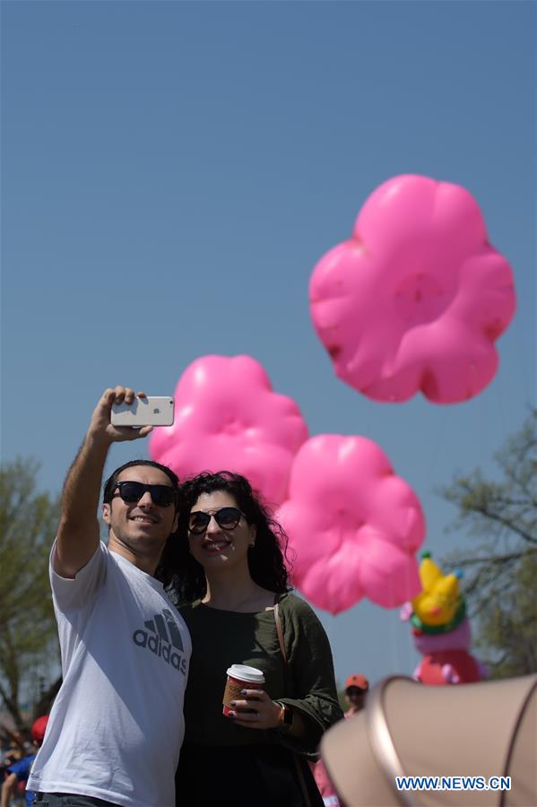 U.S.-WASHINGTON D.C.-NATIONAL CHERRY BLOSSOM FESTIVAL-PARADE