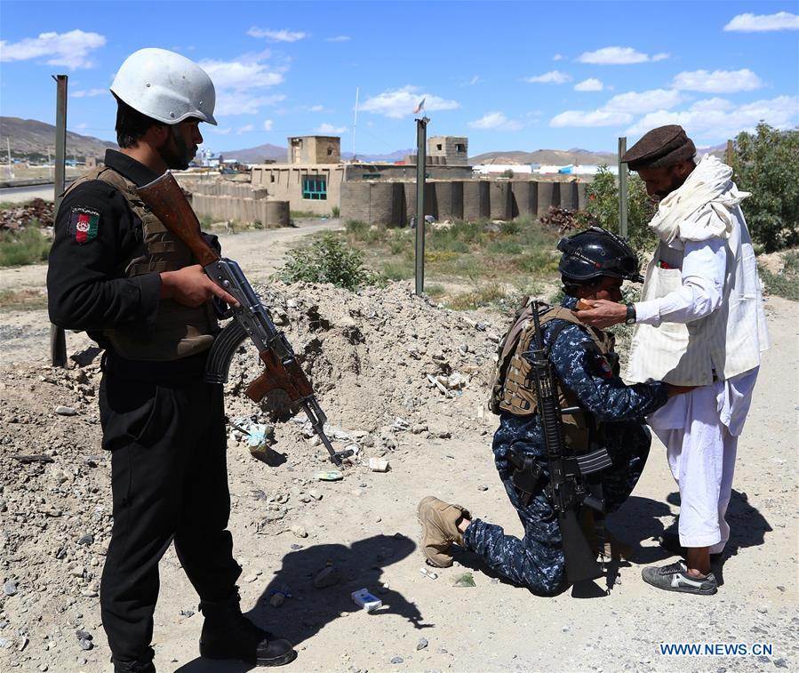 AFGHANISTAN-GHAZNI-TALIBAN ATTACK-CHECKPOINTS