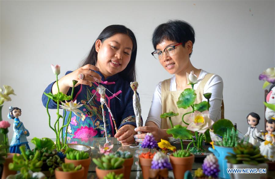 CHINA-HEBEI-HANDICRAFT-DOUGH MODELLING (CN)