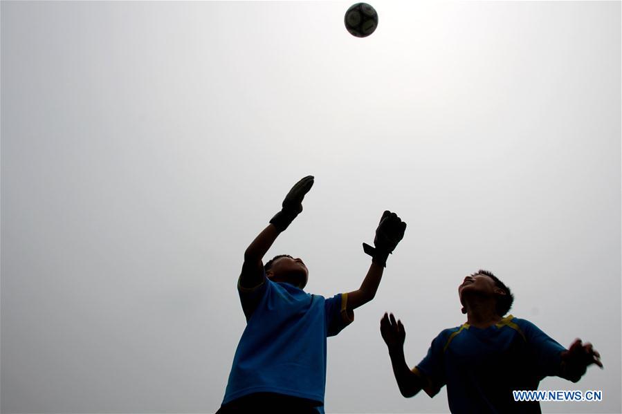 #CHINA-STUDENTS-FOOTBALL (CN)