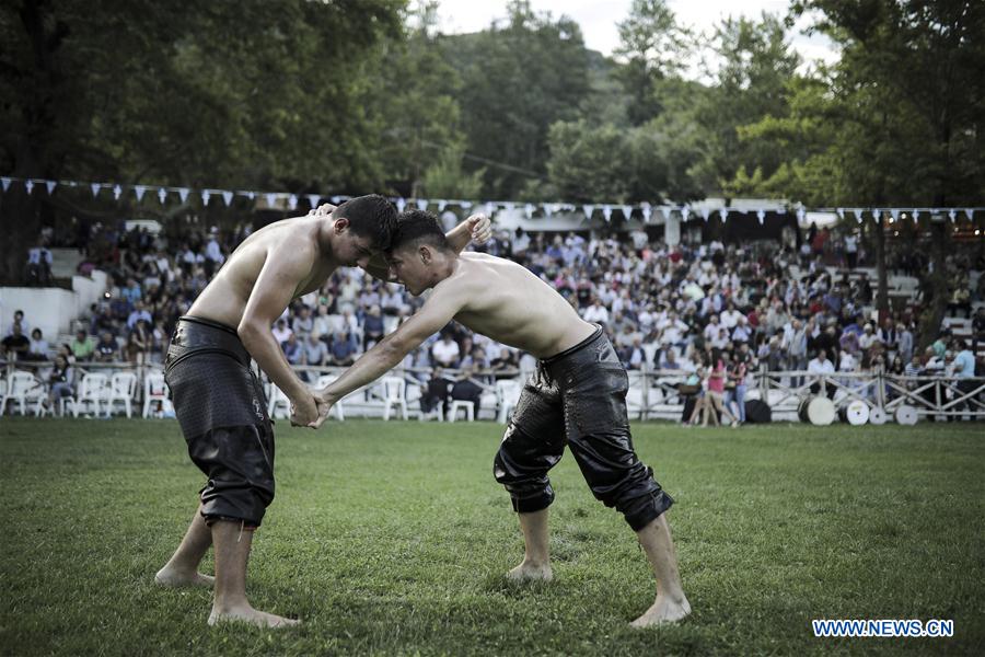 GREECE-THESSALONIKI-OIL WRESTLING COMPETITION