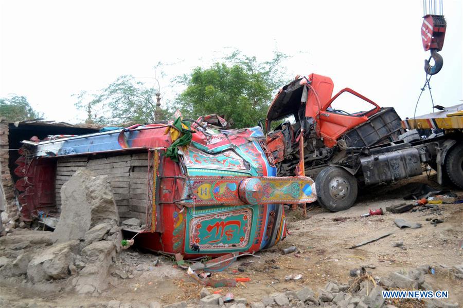 PAKISTAN-SINDH-ROAD ACCIDENT