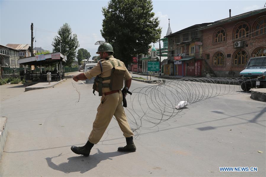 KASHMIR-SRINAGAR-STRIKE