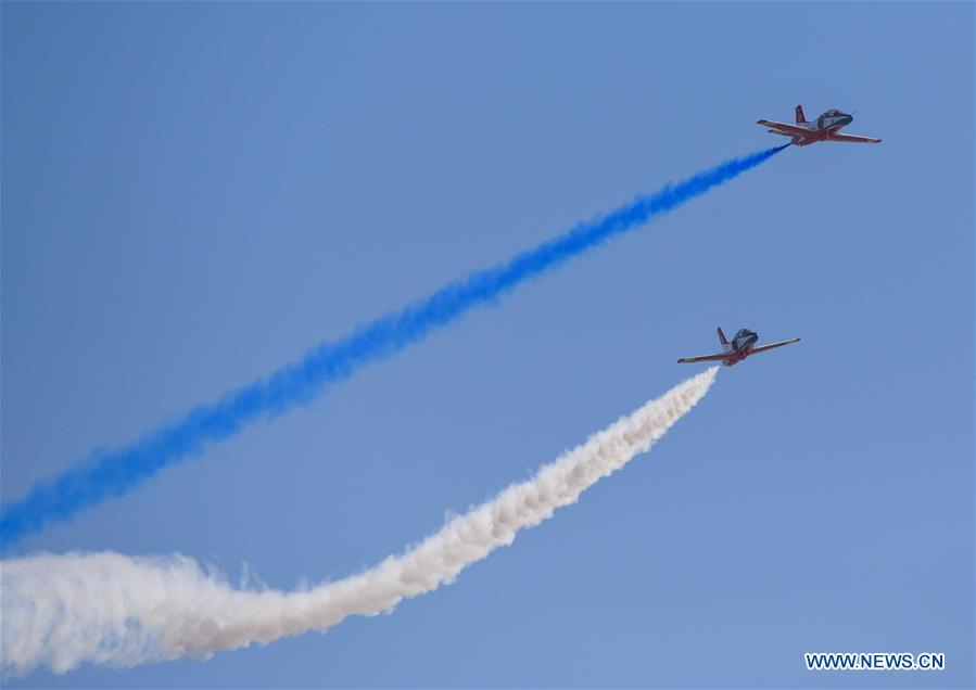 CHINA-GUANGDONG-ZHUHAI-AIRSHOW-OPENING-PERFORMANCE