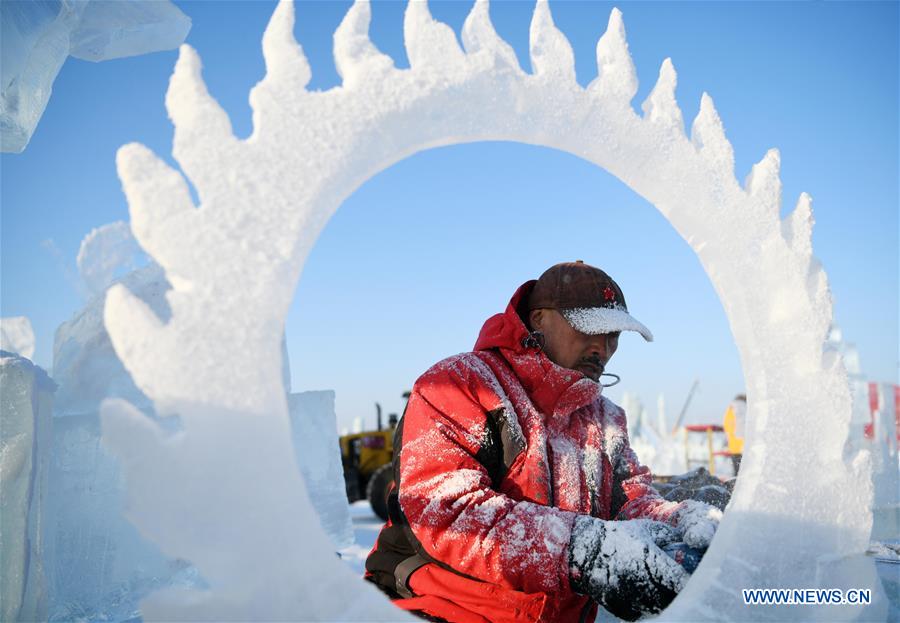 CHINA-HARBIN-ICE SCULPTURE-COMPETITION (CN)