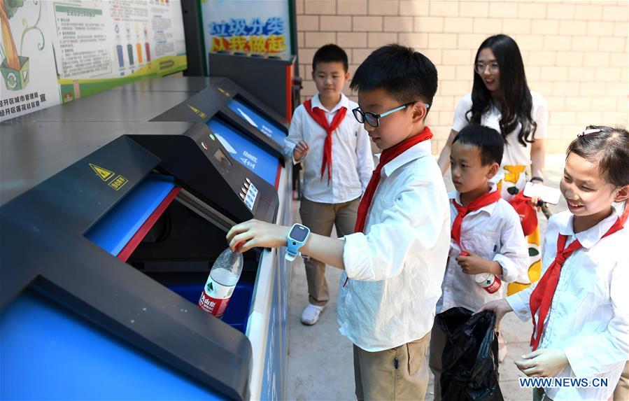 CHINA-ANHUI-HEFEI-SCHOOL-GARBAGE SORTING-EDUCATION (CN)