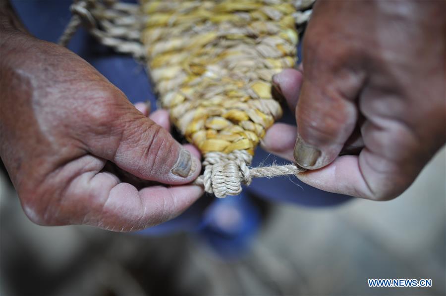 CHINA-JIANGXI-LONG MARCH-STRAW SANDALS (CN)