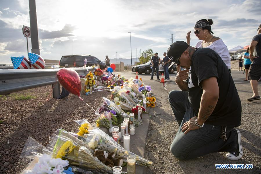 U.S.-EL PASO-MASS SHOOTING-MOURNING