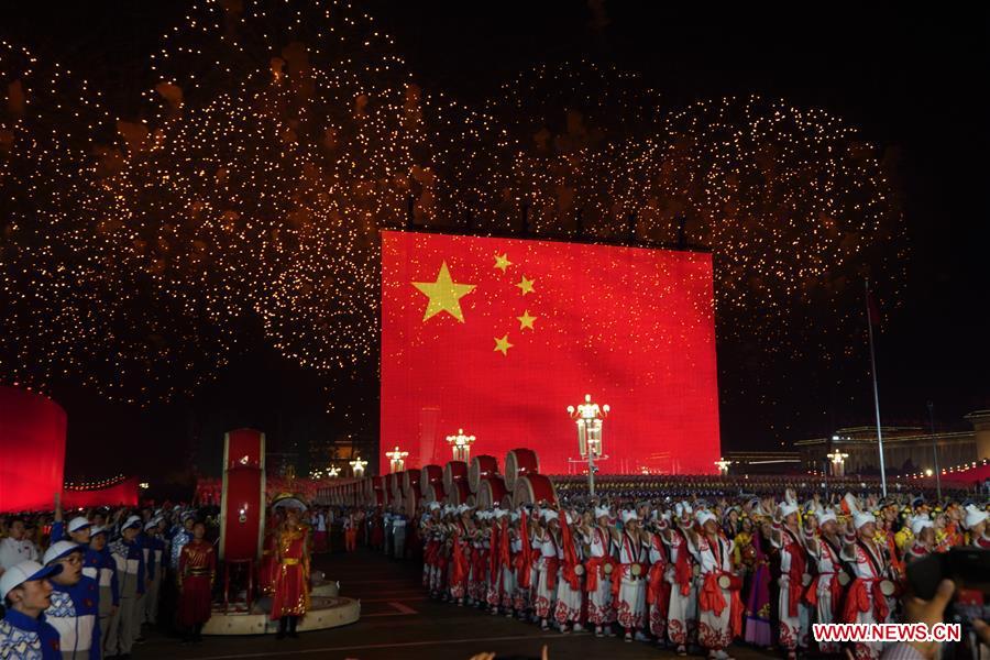 (PRC70Years)CHINA-BEIJING-NATIONAL DAY-CELEBRATIONS-EVENING GALA (CN)