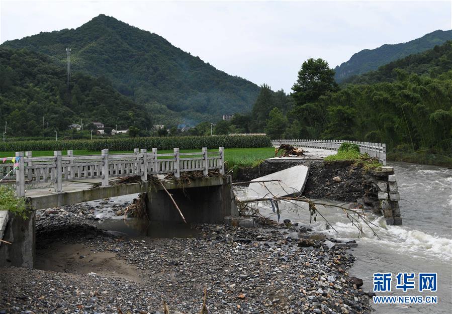 （防汛抗洪·圖文互動(dòng)）（1）山洪過境24小時(shí)——安徽旌德“水退人進(jìn)”保脫貧見聞