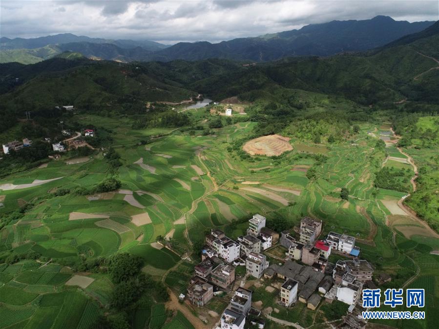 （在習(xí)近平新時代中國特色社會主義思想指引下——新時代新作為新篇章·習(xí)近平總書記關(guān)切事·圖文互動）（4）新生活、新盼頭——脫貧攻堅新形勢速覽