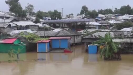 天災(zāi)！暴雨傾盆 孟加拉國難民村30萬人被困