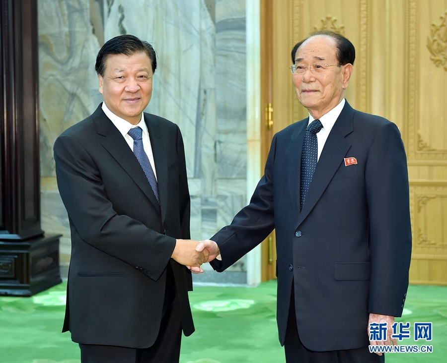 10月10日，正在朝鮮訪問的中共中央政治局常委、中央書記處書記劉云山在平壤會見朝鮮勞動黨中央政治局常委、最高人民會議常任委員會委員長金永南。 新華社記者 李濤 攝